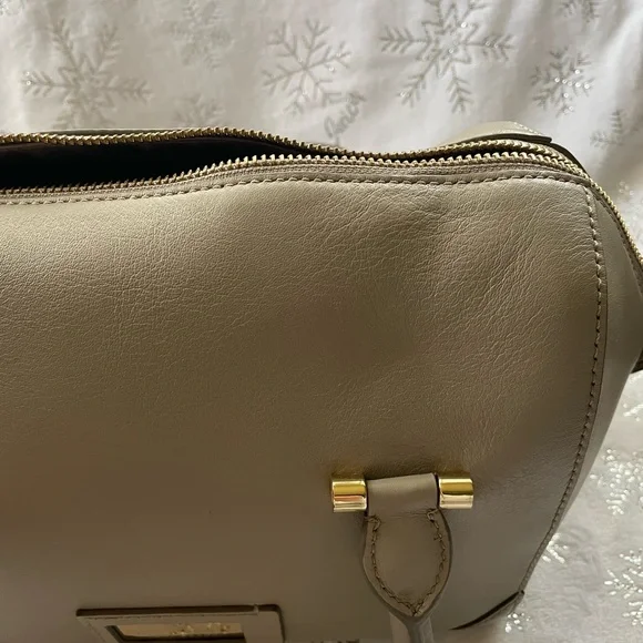 Authentic Tory Burch Satchel - Picture 12 of 14